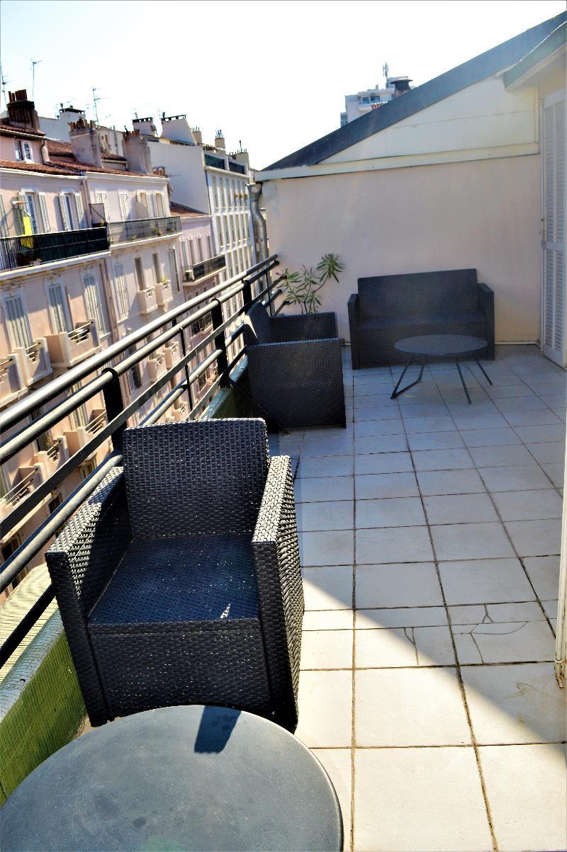 Celenya Hotel Тулон Екстериор снимка