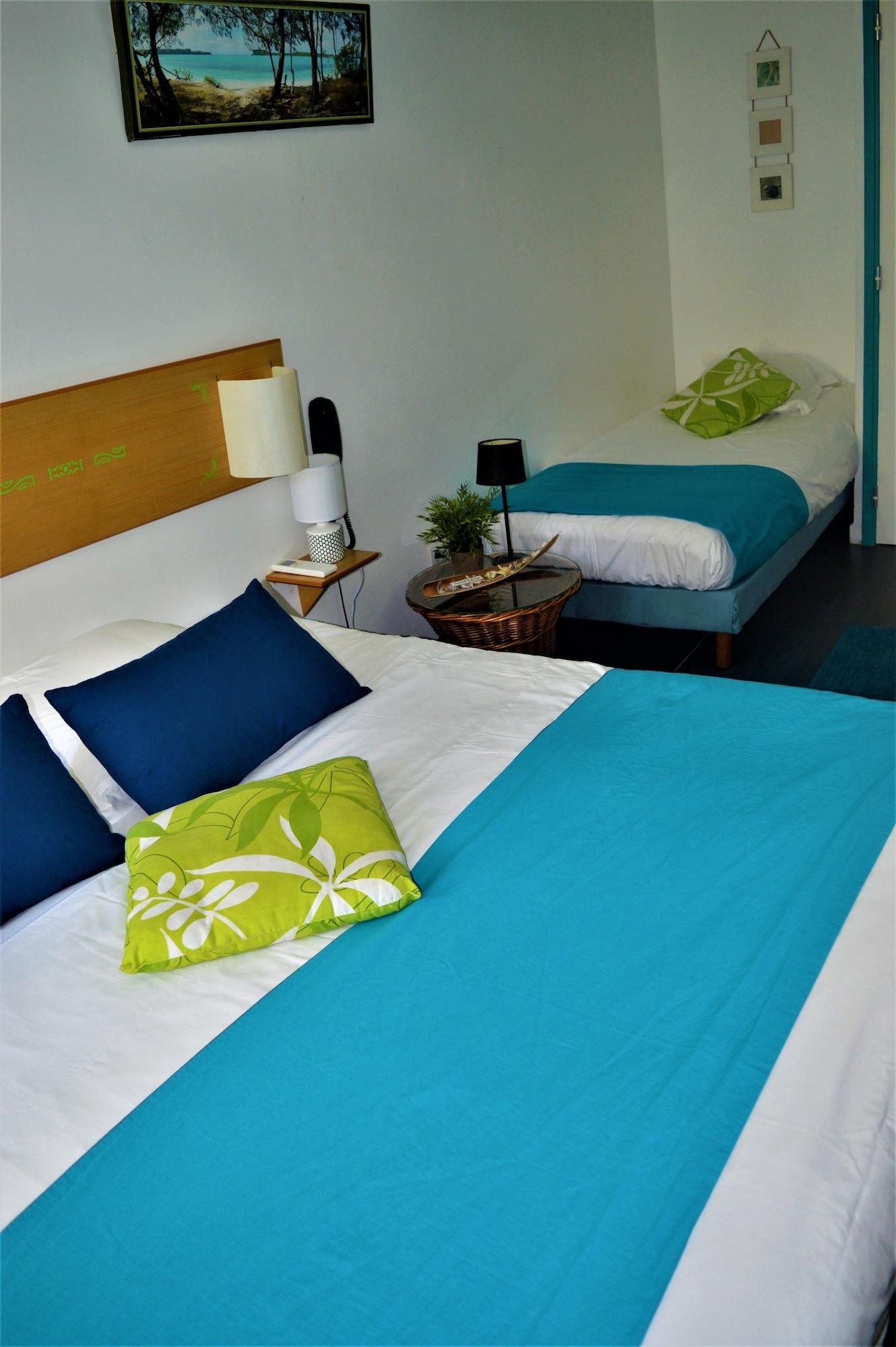 Celenya Hotel Тулон Екстериор снимка