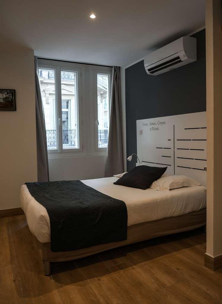 Celenya Hotel Тулон Стая снимка