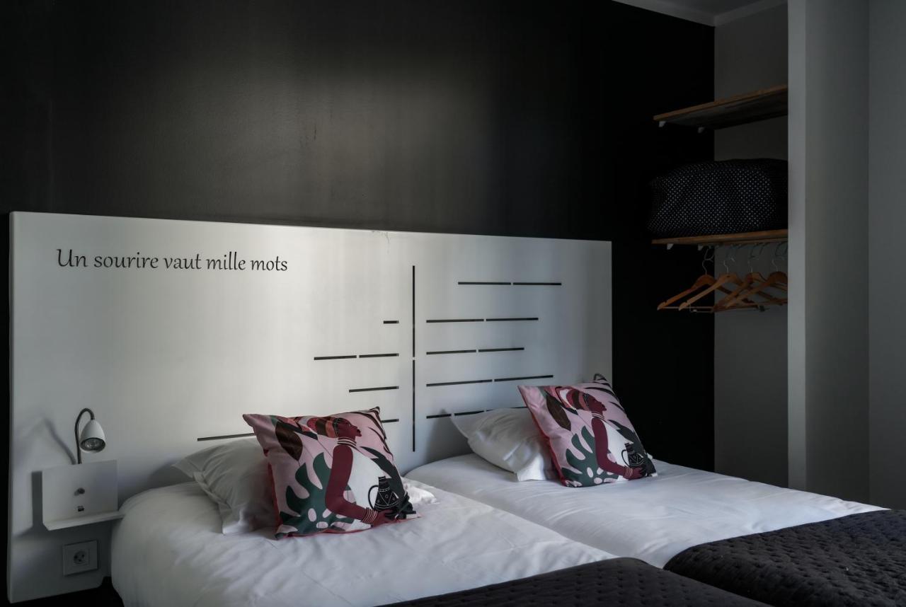 Celenya Hotel Тулон Екстериор снимка